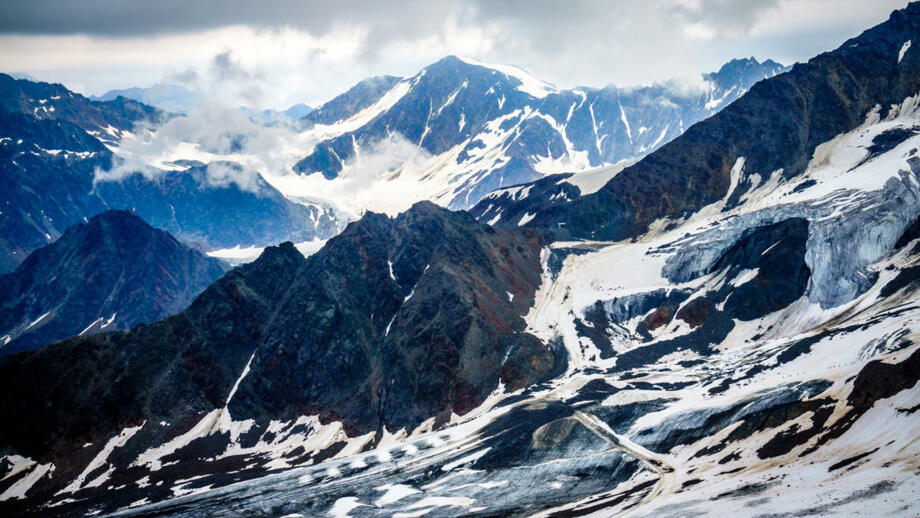 Österreich_Kaunertal_Gletscher_Berge_Fels_Kulisse_shutterstock_1141307651.jpg