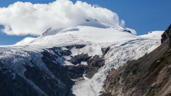 Österreich_Glockner_Hohe Tauern_Johannisberg_Pasterze_shutterstock_470881739.jpg