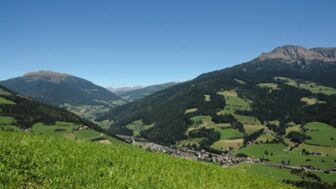 Hauptort-Sarnthein_Sarntal02-Foto_Tourismusverein-Sarntal_Eduard-Weger.jpg