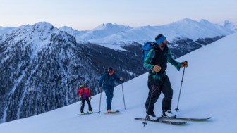 Montivas_Alpinismo ®S.Confortola.jpg