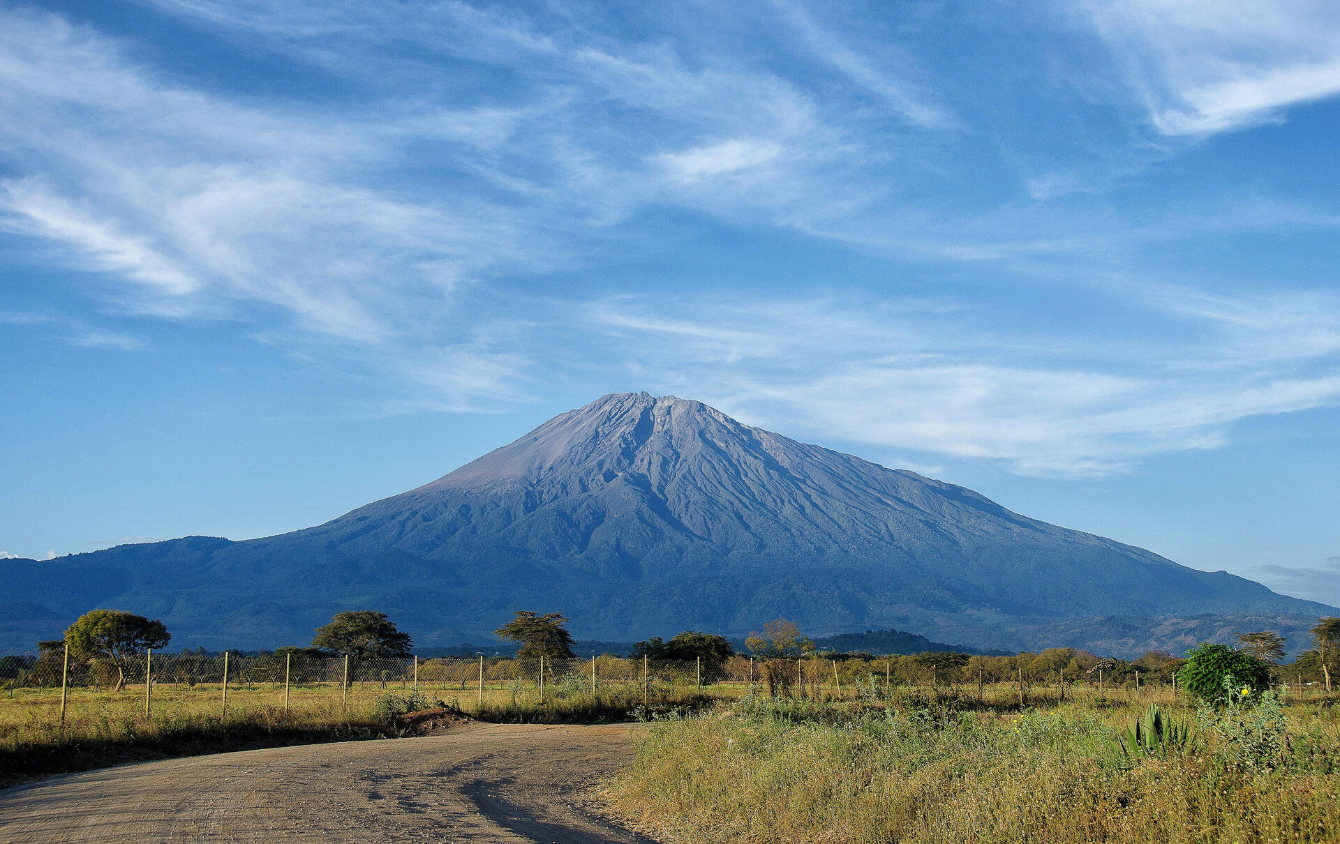 Vorakklimatisation Hüttentrekking am Mount Meru