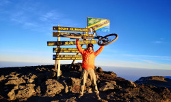 Abenteuer Kilimandscharo mit dem MTB
